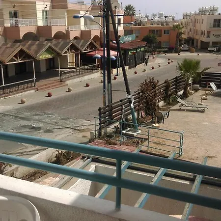 Aparthotel Salmary